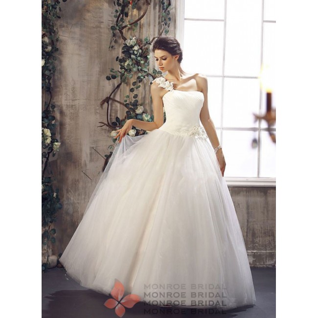 Katie - One Shoulder Tulle Ball Gown